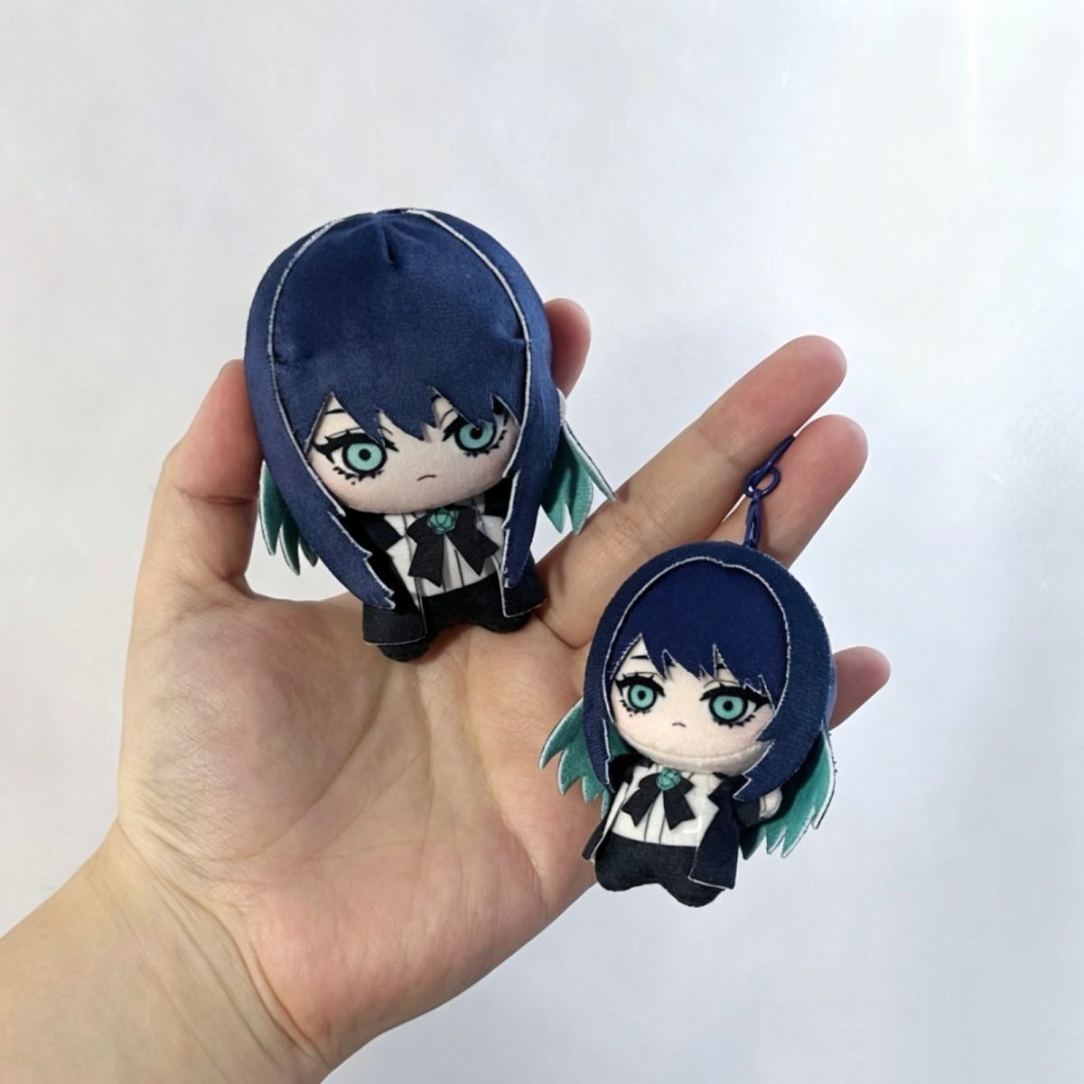 Soft Plush Doll - Muñeco de Peluche Anime Ado de