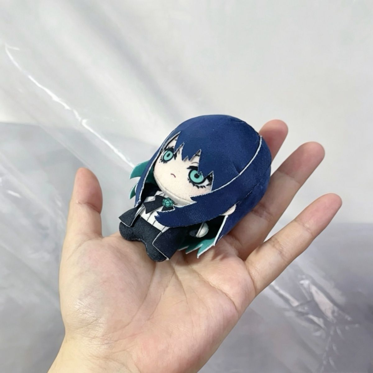 Muñeco de Peluche Anime Ado de - Soft Plush Doll reseña y precio